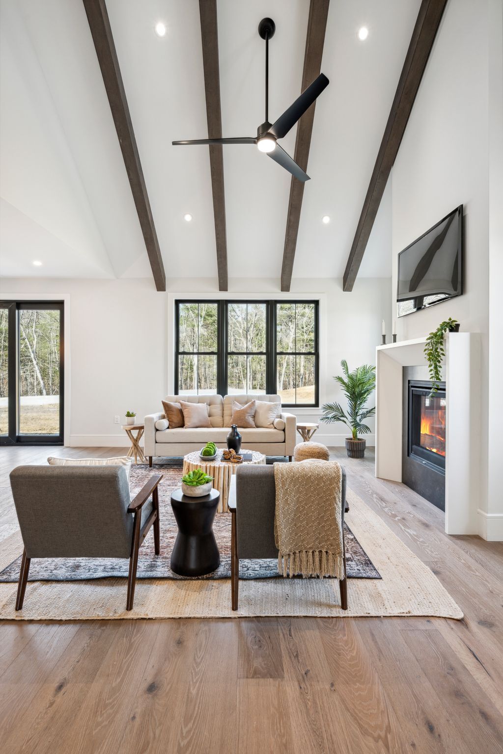 Mls 86 rockingham rd windham NH Adam Gaudet 24