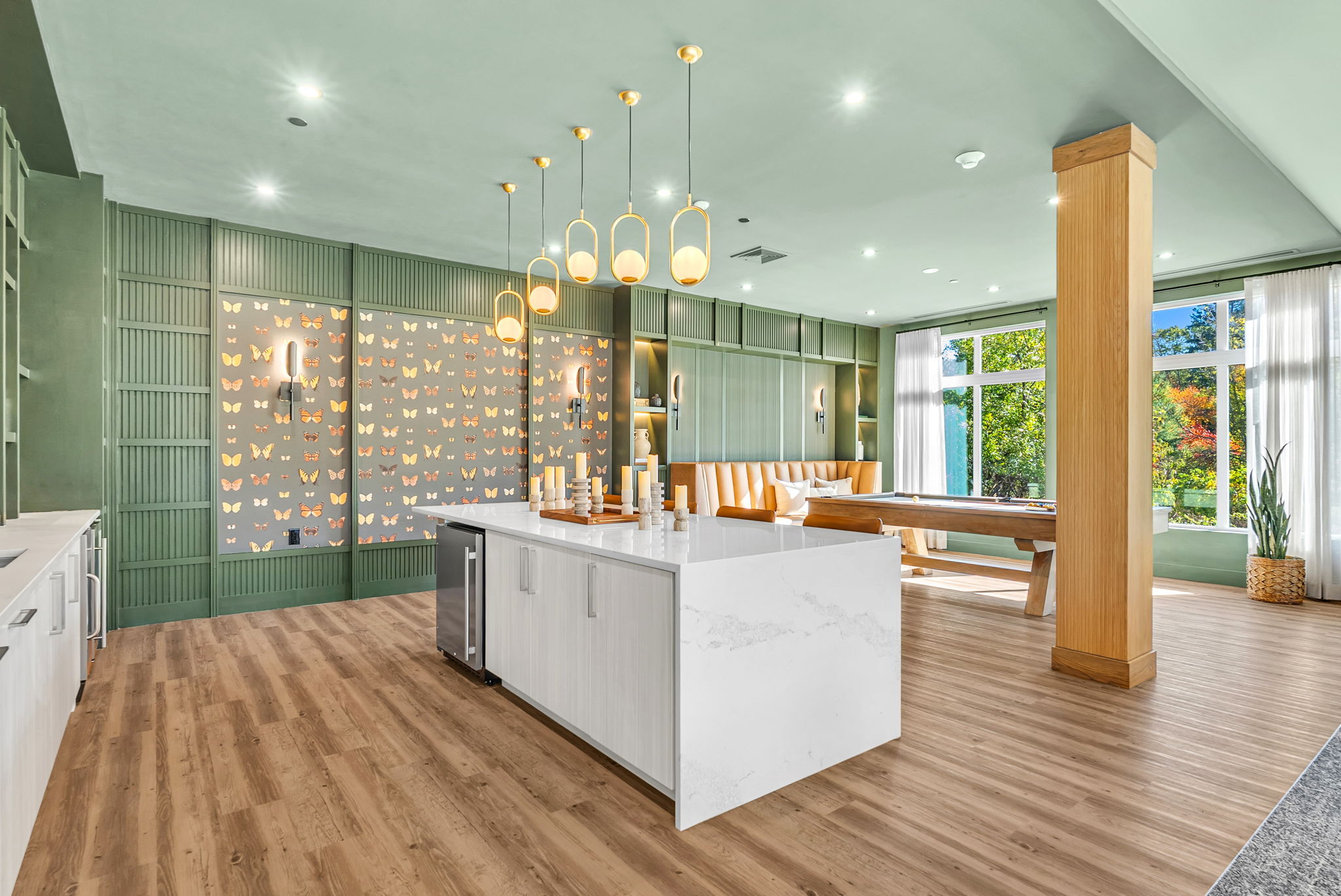 VESA Patrick Pan Clubroom4